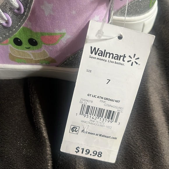 Baby Yoda shoes - Picture 5 of 5